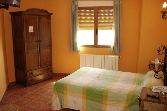 HOSTAL RURAL EL CABRIEL - photo 1