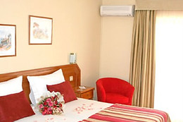 HOTEL PENINSULAR - AMARES